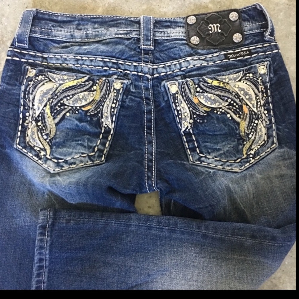 Miss me Capri very cute  size 26 excellent con.